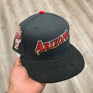 New Era 59FIFTY Arizona Diamondbacks fitted hat Cap Size 7 1/4 Gray Red B10